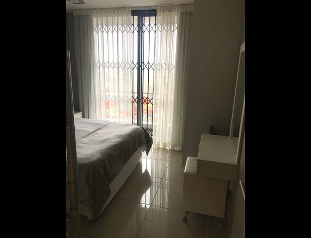 2 BEDROOM APARTMENT FOR SALE IN TABLE VIEW